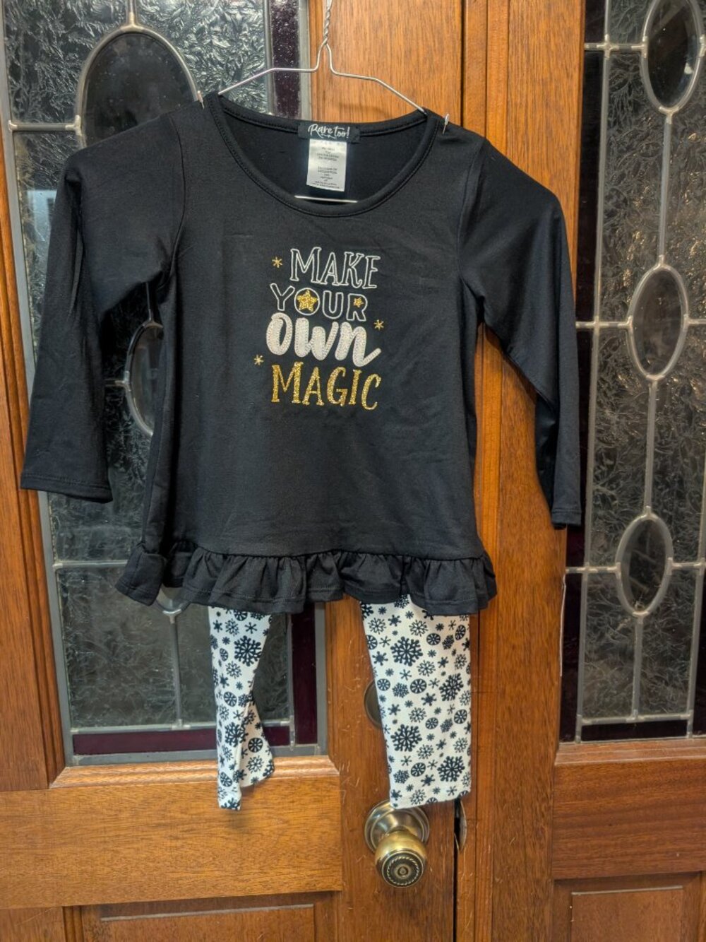Toddler Christmas 2-piece outfit, size 4T; NWT